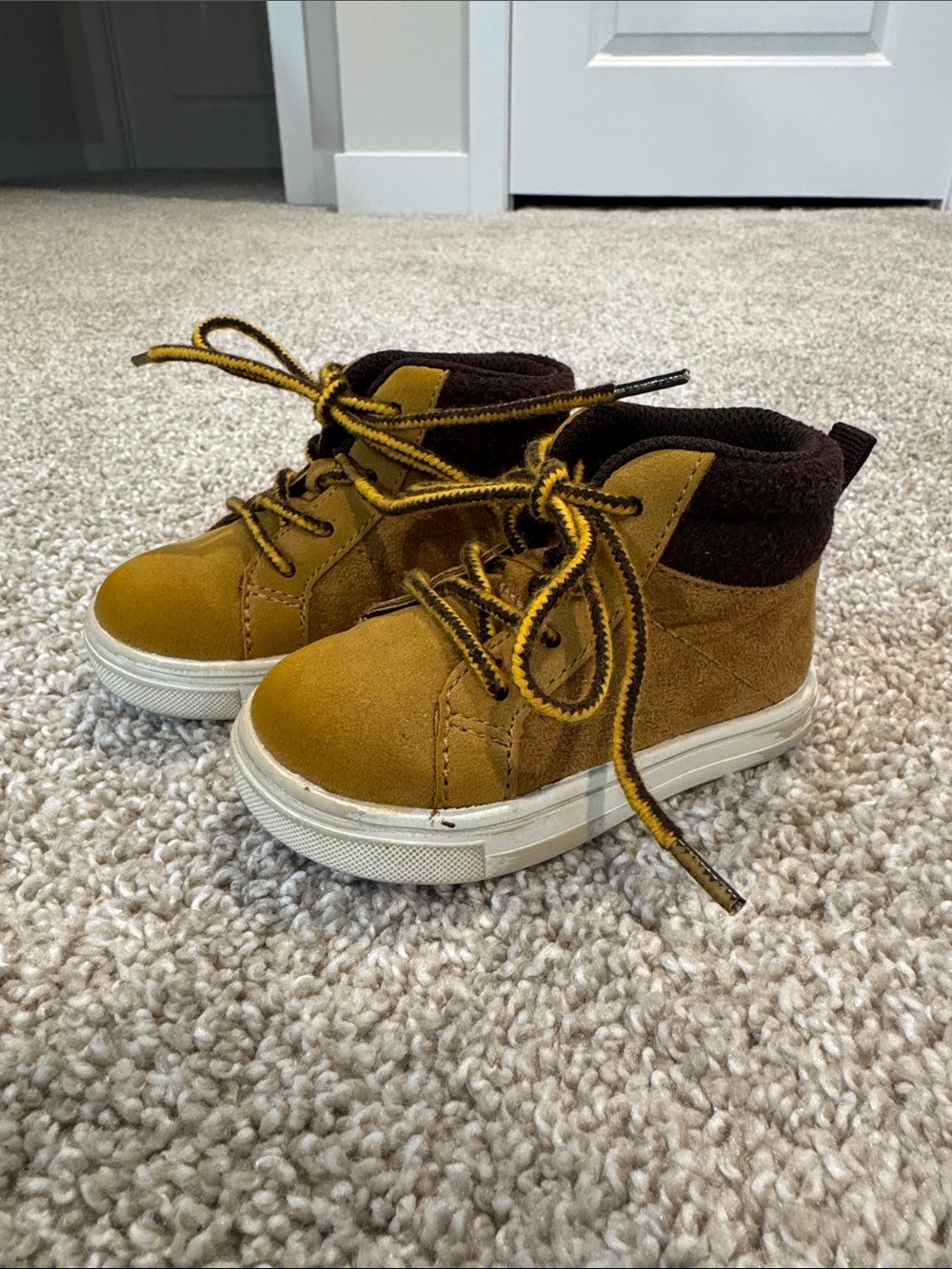 Carter's Toddler High-Top Boots Tan and Dark Brown - Size 4